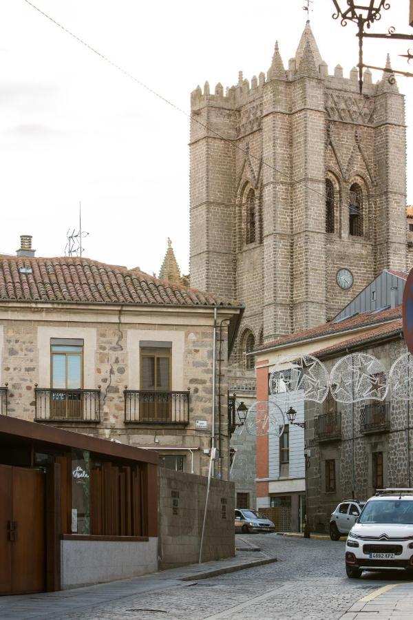 Apartamentos Turisticos Avila La Catedral Buitenkant foto
